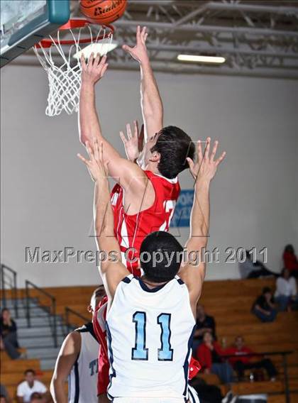 Thumbnail 1 in Sam Rayburn vs. Sharyland (McDonald's Texas Invitational) photogallery.