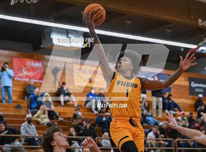 Thumbnail 2 in JSerra Catholic vs. San Ysidro (Torrey Pines Holiday Classic) photogallery.