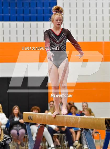 Thumbnail 3 in Rockwall vs Rockwall Heath (Battle for the Rock) photogallery.