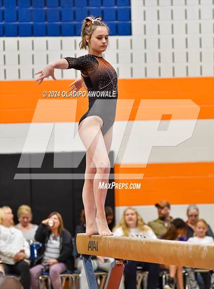 Thumbnail 1 in Rockwall vs Rockwall Heath (Battle for the Rock) photogallery.