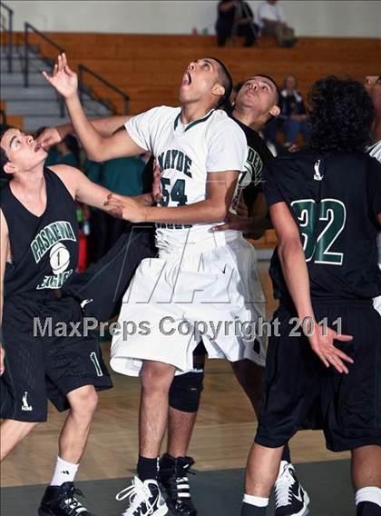 Thumbnail 3 in Mayde Creek vs. Pasadena (McDonald's Texas Invitational) photogallery.