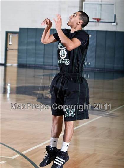 Thumbnail 3 in Mayde Creek vs. Pasadena (McDonald's Texas Invitational) photogallery.