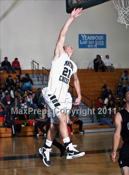 Thumbnail 1 in Mayde Creek vs. Pasadena (McDonald's Texas Invitational) photogallery.
