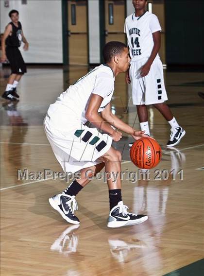 Thumbnail 1 in Mayde Creek vs. Pasadena (McDonald's Texas Invitational) photogallery.