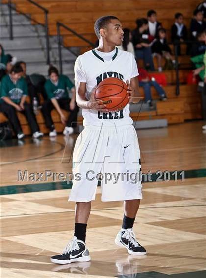 Thumbnail 3 in Mayde Creek vs. Pasadena (McDonald's Texas Invitational) photogallery.