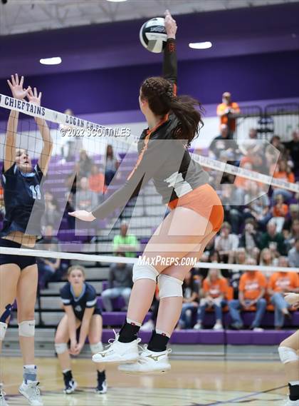 Thumbnail 2 in Meadowbrook vs. Adena (OHSAA D3 Regional Final) photogallery.