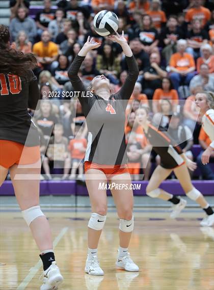 Thumbnail 3 in Meadowbrook vs. Adena (OHSAA D3 Regional Final) photogallery.