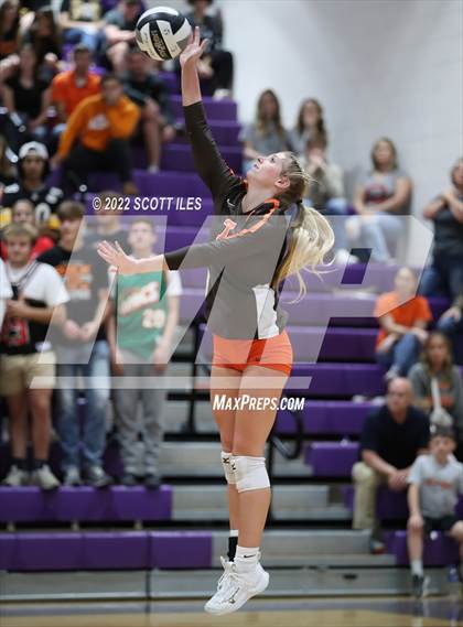 Thumbnail 3 in Meadowbrook vs. Adena (OHSAA D3 Regional Final) photogallery.