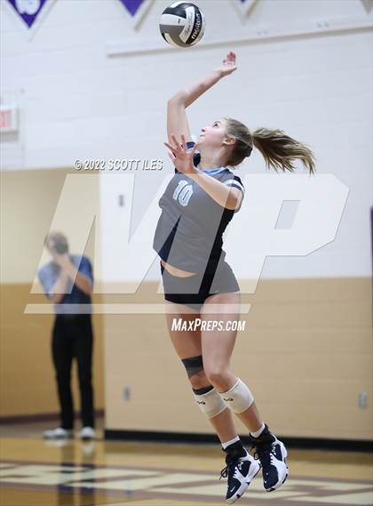 Thumbnail 2 in Meadowbrook vs. Adena (OHSAA D3 Regional Final) photogallery.