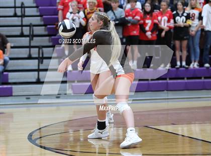 Thumbnail 3 in Meadowbrook vs. Adena (OHSAA D3 Regional Final) photogallery.