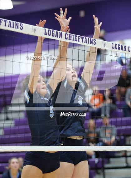 Thumbnail 2 in Meadowbrook vs. Adena (OHSAA D3 Regional Final) photogallery.