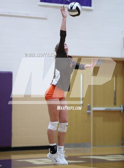 Thumbnail 2 in Meadowbrook vs. Adena (OHSAA D3 Regional Final) photogallery.