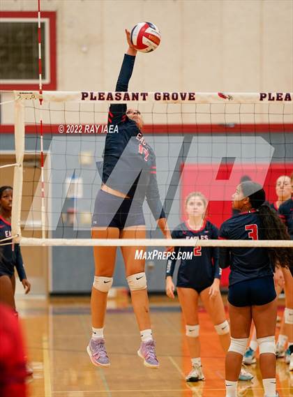Thumbnail 2 in Folsom @ Pleasant Grove photogallery.