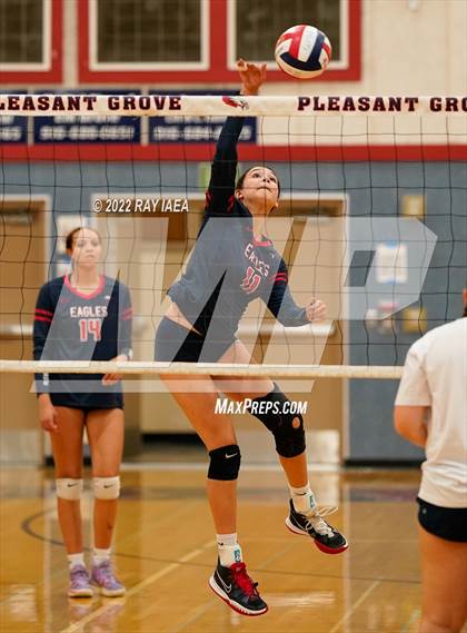 Thumbnail 2 in Folsom @ Pleasant Grove photogallery.