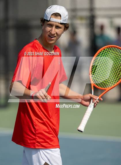 Thumbnail 2 in UHSAA 6A Semifinals photogallery.