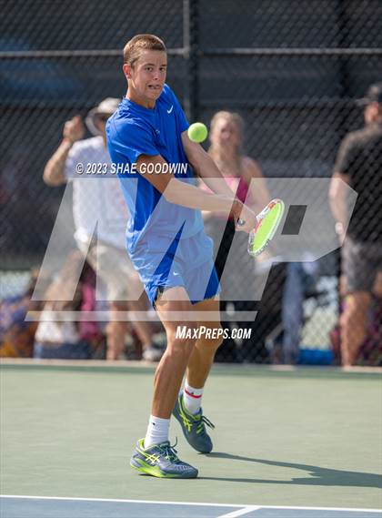 Thumbnail 1 in UHSAA 6A Semifinals photogallery.