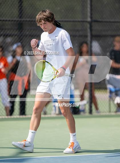 Thumbnail 2 in UHSAA 6A Semifinals photogallery.