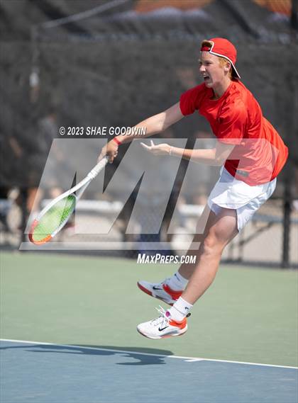 Thumbnail 1 in UHSAA 6A Semifinals photogallery.