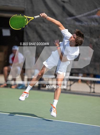 Thumbnail 2 in UHSAA 6A Semifinals photogallery.