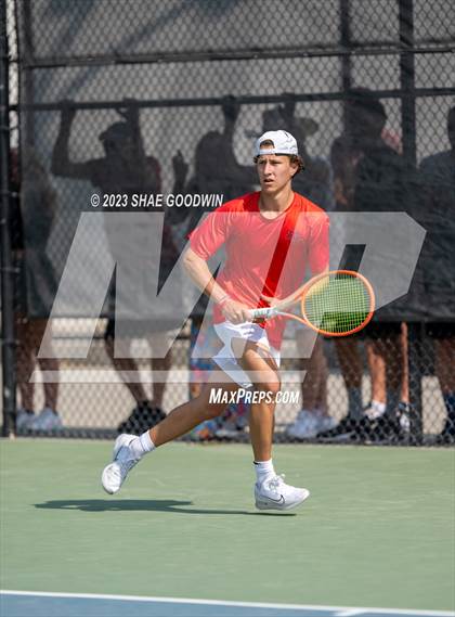 Thumbnail 2 in UHSAA 6A Semifinals photogallery.