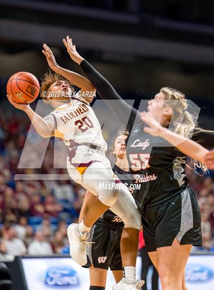 Thumbnail 1 in Fairfield vs Winnsboro(UIL 3A Basketball State Semifinal) photogallery.