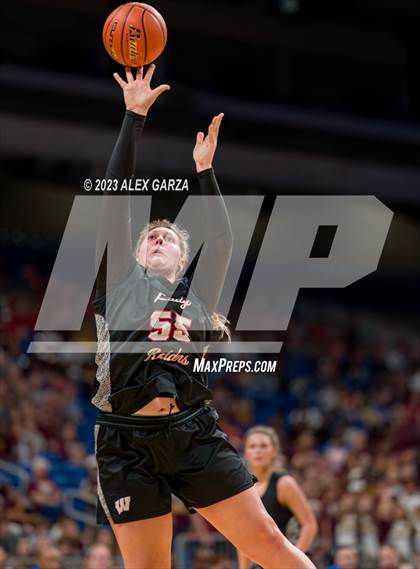 Thumbnail 2 in Fairfield vs Winnsboro(UIL 3A Basketball State Semifinal) photogallery.