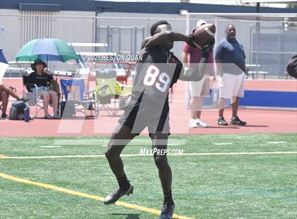 Thumbnail 3 in San Juan Hills vs. Centennial (Marina Invitational) photogallery.