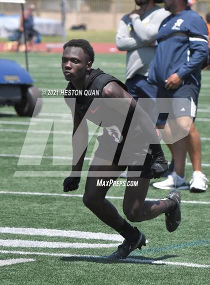 Thumbnail 2 in San Juan Hills vs. Centennial (Marina Invitational) photogallery.