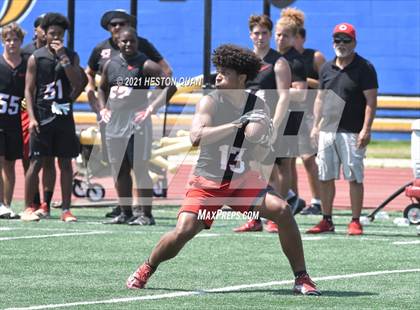 Thumbnail 2 in San Juan Hills vs. Centennial (Marina Invitational) photogallery.