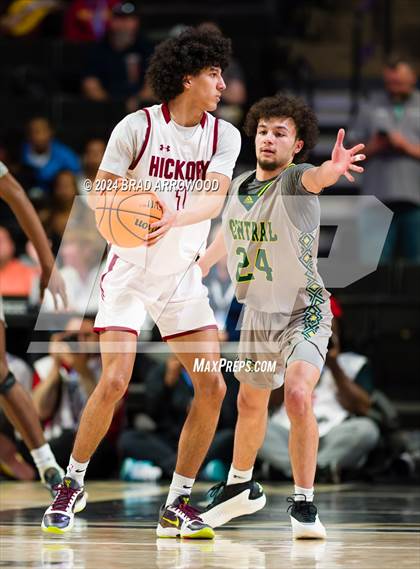 Thumbnail 2 in Central Cabarrus vs Hickory (NCHSAA 3A Regional Final) photogallery.