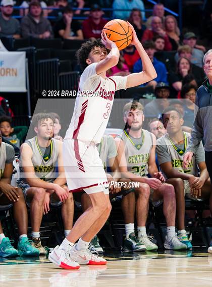 Thumbnail 2 in Central Cabarrus vs Hickory (NCHSAA 3A Regional Final) photogallery.