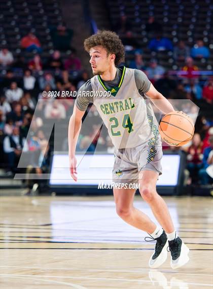 Thumbnail 3 in Central Cabarrus vs Hickory (NCHSAA 3A Regional Final) photogallery.