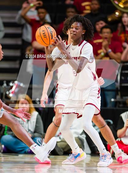 Thumbnail 3 in Central Cabarrus vs Hickory (NCHSAA 3A Regional Final) photogallery.