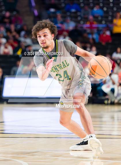 Thumbnail 1 in Central Cabarrus vs Hickory (NCHSAA 3A Regional Final) photogallery.