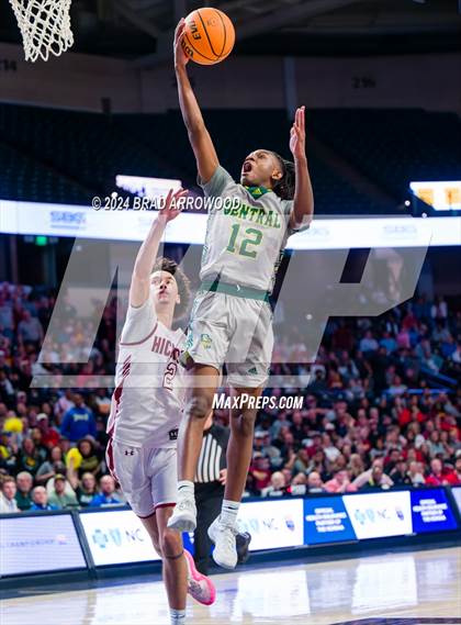 Thumbnail 1 in Central Cabarrus vs Hickory (NCHSAA 3A Regional Final) photogallery.