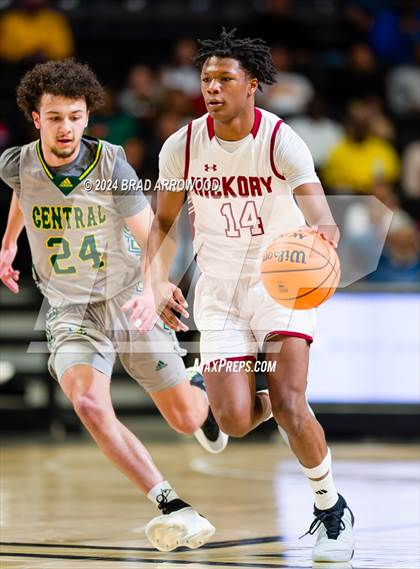 Thumbnail 1 in Central Cabarrus vs Hickory (NCHSAA 3A Regional Final) photogallery.