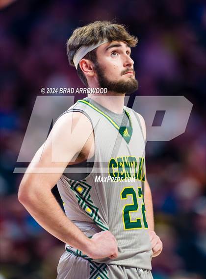 Thumbnail 2 in Central Cabarrus vs Hickory (NCHSAA 3A Regional Final) photogallery.