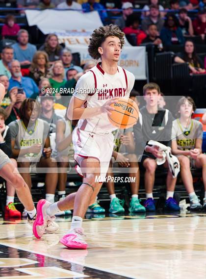 Thumbnail 3 in Central Cabarrus vs Hickory (NCHSAA 3A Regional Final) photogallery.