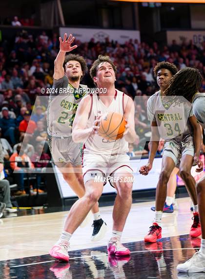 Thumbnail 3 in Central Cabarrus vs Hickory (NCHSAA 3A Regional Final) photogallery.