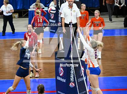 Thumbnail 2 in Valor Christian vs. Legend (CHSAA 5A Semi-Final) photogallery.