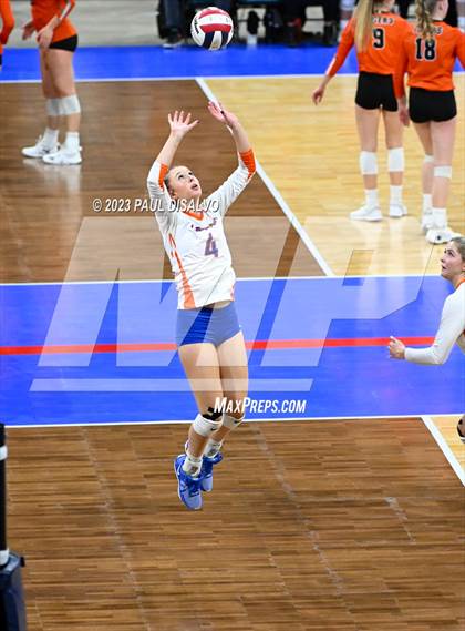 Thumbnail 1 in Valor Christian vs. Legend (CHSAA 5A Semi-Final) photogallery.