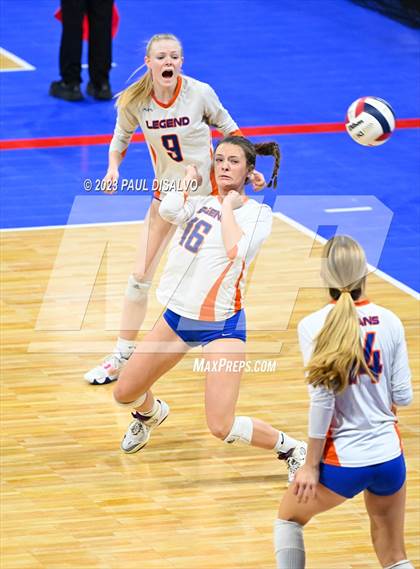 Thumbnail 1 in Valor Christian vs. Legend (CHSAA 5A Semi-Final) photogallery.