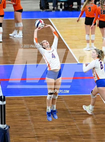 Thumbnail 3 in Valor Christian vs. Legend (CHSAA 5A Semi-Final) photogallery.