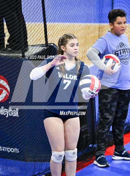 Thumbnail 2 in Valor Christian vs. Legend (CHSAA 5A Semi-Final) photogallery.