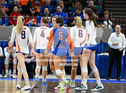 Thumbnail 2 in Valor Christian vs. Legend (CHSAA 5A Semi-Final) photogallery.