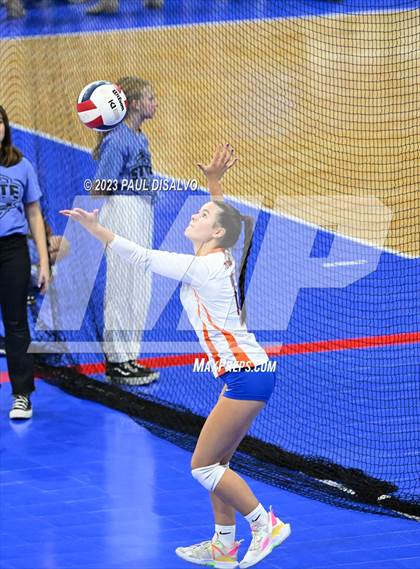 Thumbnail 2 in Valor Christian vs. Legend (CHSAA 5A Semi-Final) photogallery.