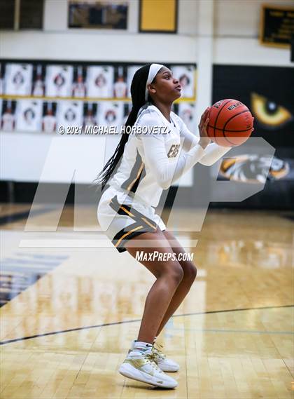 Thumbnail 3 in Hebron @ Plano East photogallery.