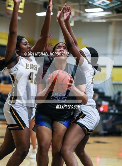 Thumbnail 3 in Hebron @ Plano East photogallery.