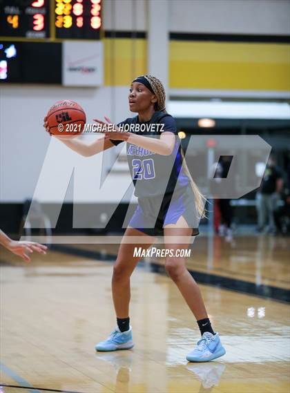 Thumbnail 3 in Hebron @ Plano East photogallery.