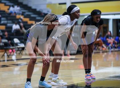 Thumbnail 1 in Hebron @ Plano East photogallery.
